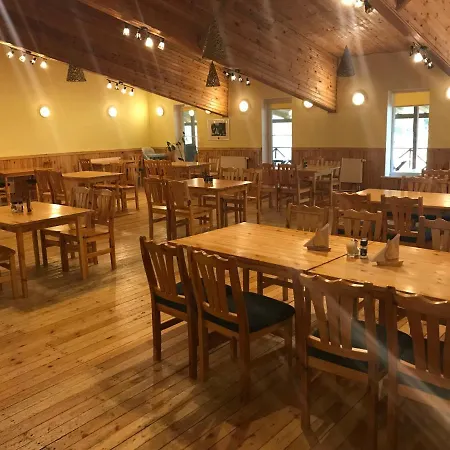 Hotel Puhkekeskus Suvi Karjamaa