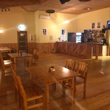 Hotel Puhkekeskus Suvi Karjamaa